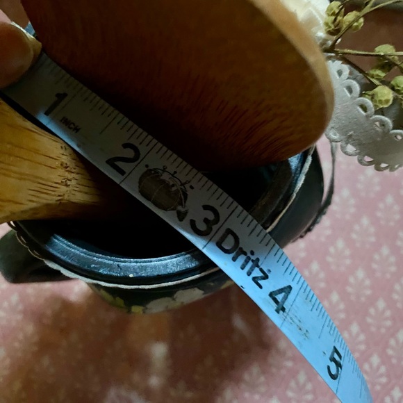 🔥Handcrafted Utility Jar with 4 Wooden Spoons🔥 - Picture 9 of 10